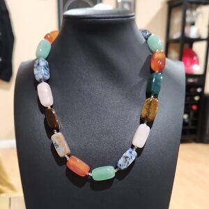 Green and Orange Gemstone Necklace with Oval Beads‎